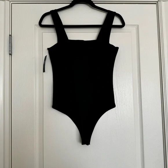 NEW A&F Square Neck Bodysuit - Picture 3 of 4